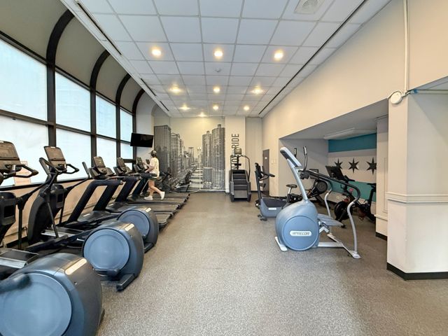 211 E Ohio Street 2707, Chicago, IL 60611