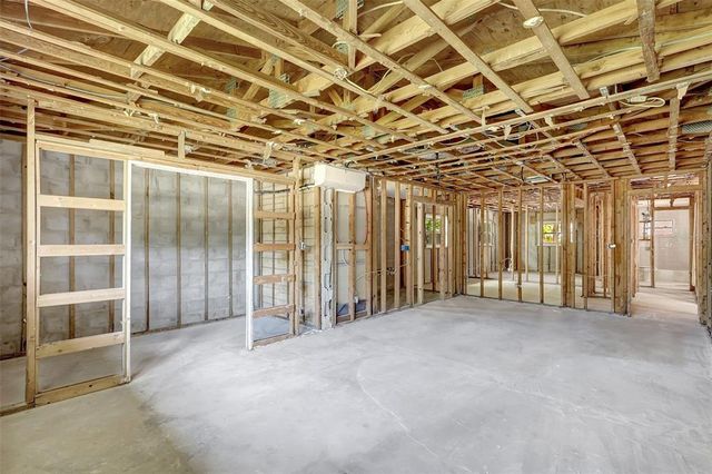 1767 DELAWARE AVENUE NE, St Petersburg, FL 33703