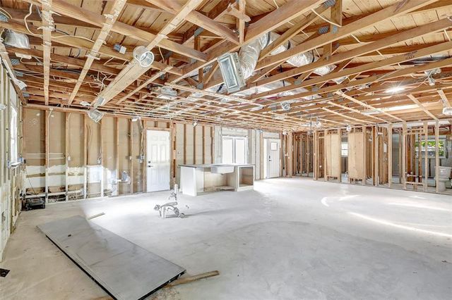 1767 DELAWARE AVENUE NE, St Petersburg, FL 33703