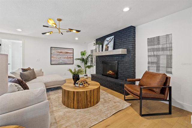 1767 DELAWARE AVENUE NE, St Petersburg, FL 33703