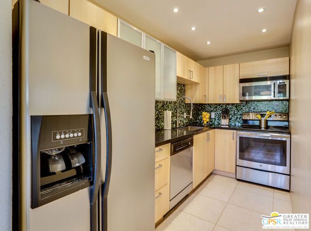 420 N Villa Court 200, Palm Springs, CA 92262