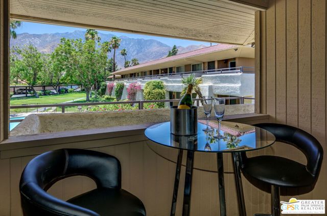 420 N Villa Court 200, Palm Springs, CA 92262