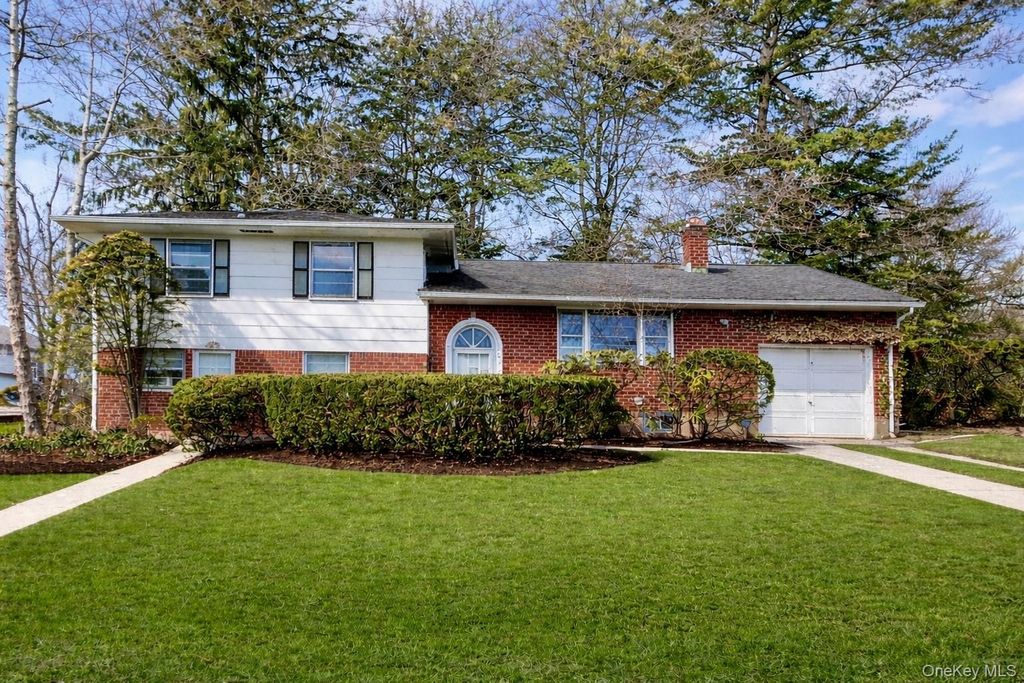 102 Irene Lane, Commack, NY 11725