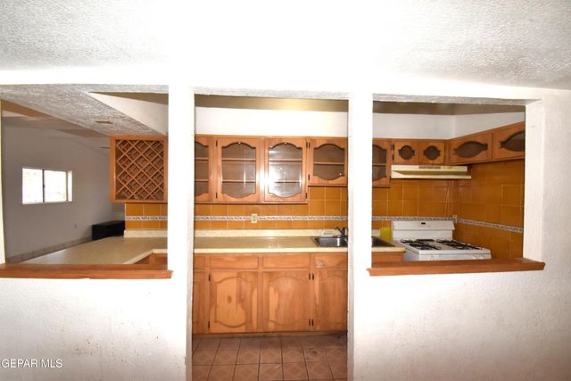 5020 MEADE Court, El Paso, TX 79904