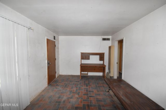 5020 MEADE Court, El Paso, TX 79904