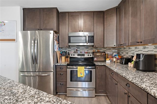 244 E Magnolia Ave, Aransas Pass, TX 78336