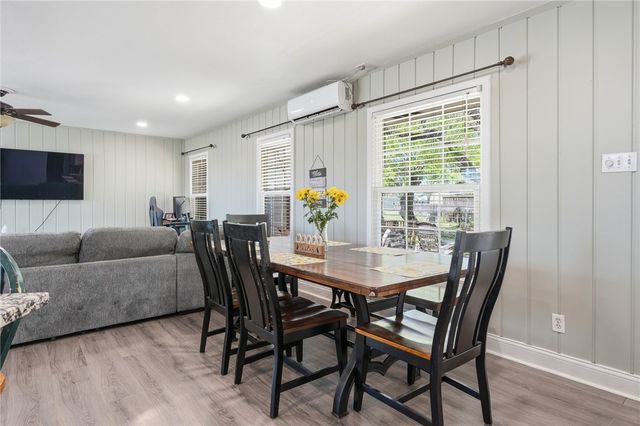 244 E Magnolia Ave, Aransas Pass, TX 78336