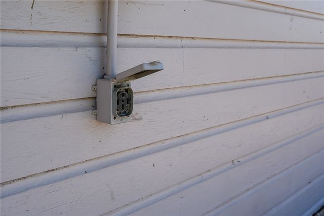 244 E Magnolia Ave, Aransas Pass, TX 78336