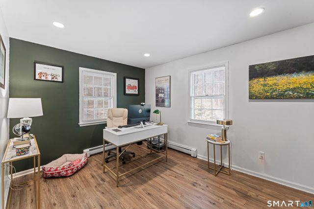 7 Arapaho Road, Brookfield, CT 06804