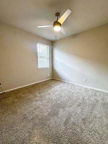 454 Westlake Landing, Conroe, TX 77304