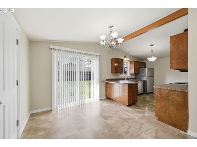 3698 REVELL St, Eugene, OR 97404