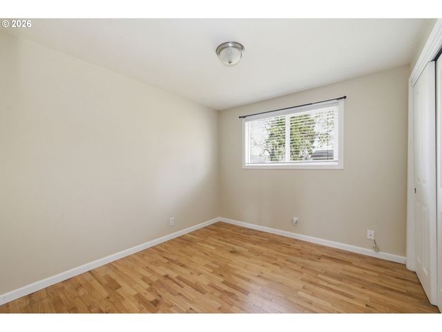 3698 REVELL St, Eugene, OR 97404