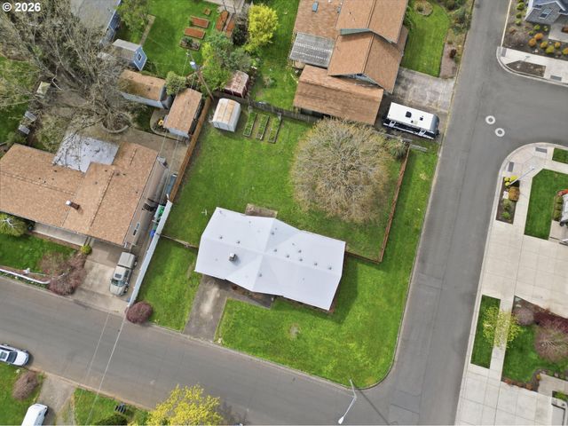 3698 REVELL St, Eugene, OR 97404