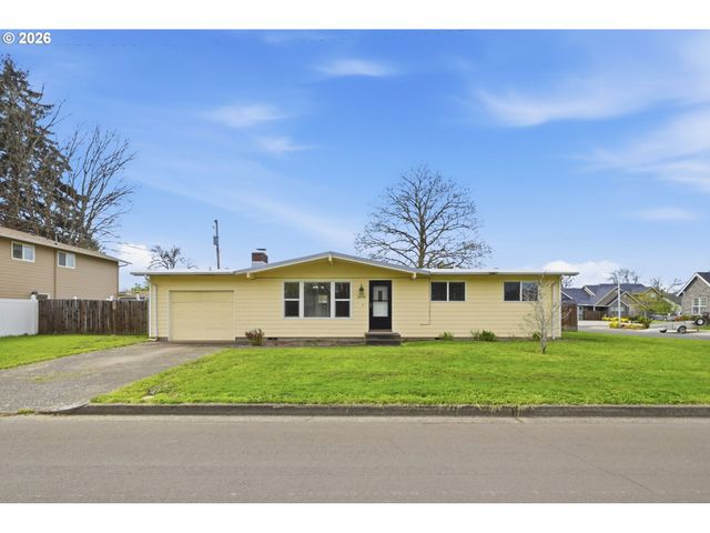 3698 REVELL St, Eugene, OR 97404