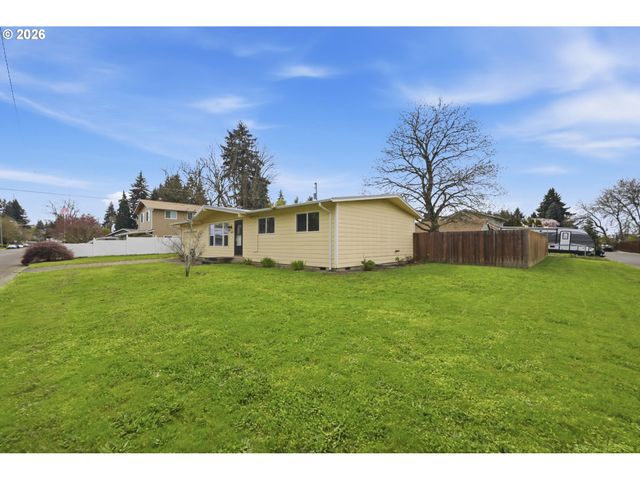 3698 REVELL St, Eugene, OR 97404