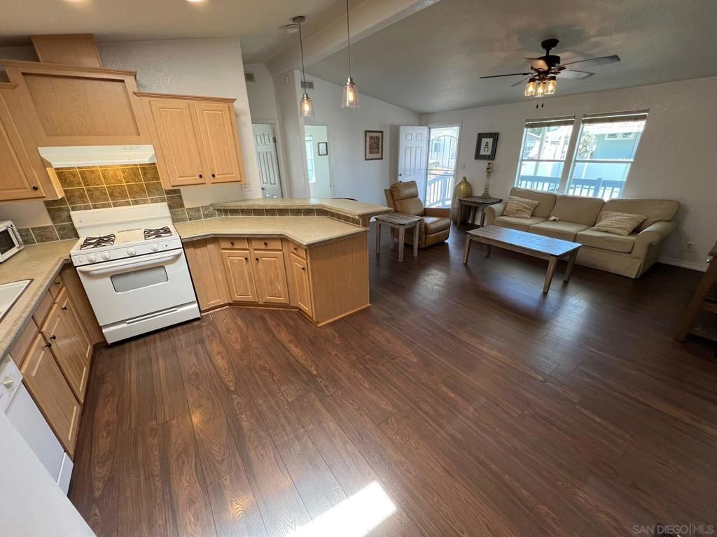 1001 S Hale SPC 77, Escondido, CA 92029