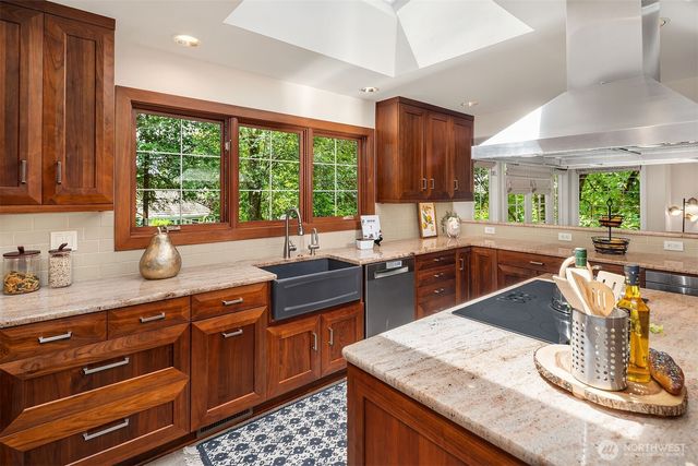 3816 140th Avenue NE, Bellevue, WA 98005