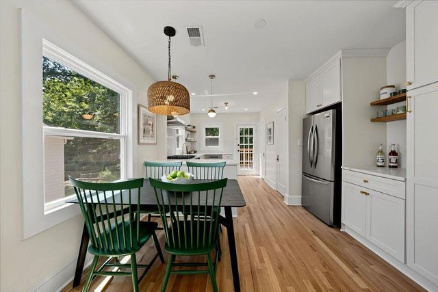 804 Berkeley Avenue NW, Atlanta, GA 30318