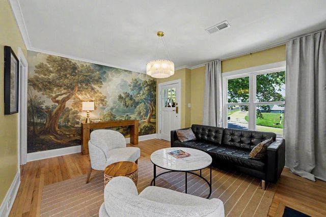 804 Berkeley Avenue NW, Atlanta, GA 30318