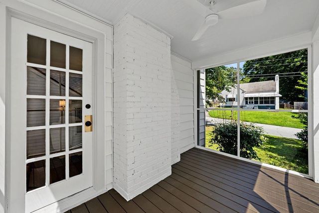 804 Berkeley Avenue NW, Atlanta, GA 30318