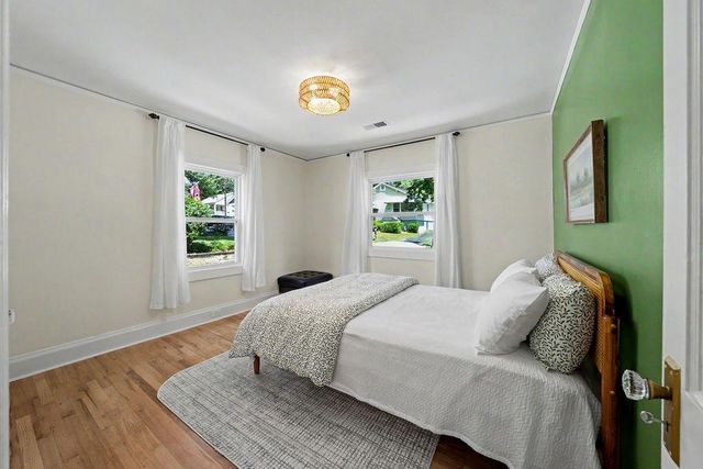 804 Berkeley Avenue NW, Atlanta, GA 30318