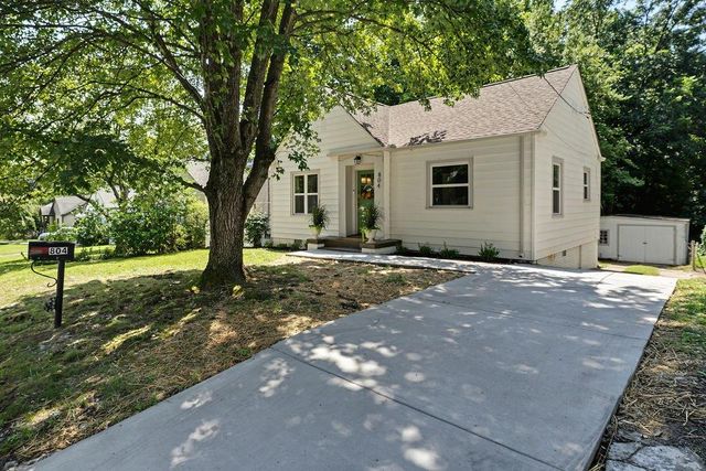 804 Berkeley Avenue NW, Atlanta, GA 30318