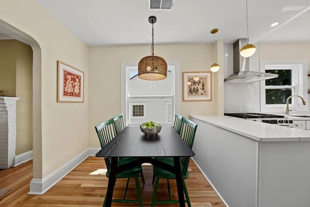 804 Berkeley Avenue NW, Atlanta, GA 30318
