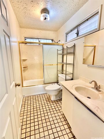 1843 B Liliha Street, Honolulu, HI 96817