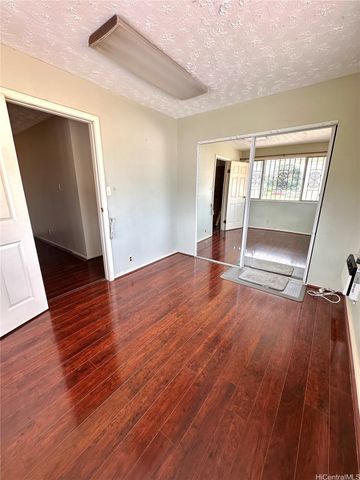1843 B Liliha Street, Honolulu, HI 96817
