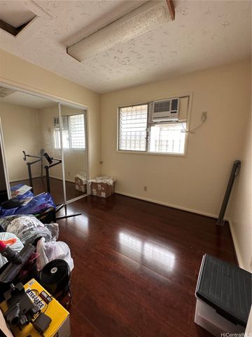 1843 B Liliha Street, Honolulu, HI 96817