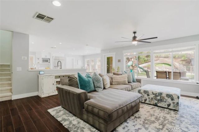 32480 The Old Road, Castaic, CA 91384