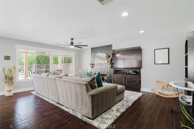 32480 The Old Road, Castaic, CA 91384