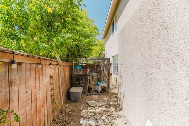 32480 The Old Road, Castaic, CA 91384
