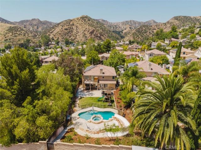 32480 The Old Road, Castaic, CA 91384
