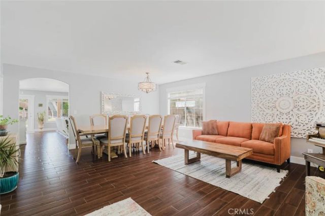 32480 The Old Road, Castaic, CA 91384