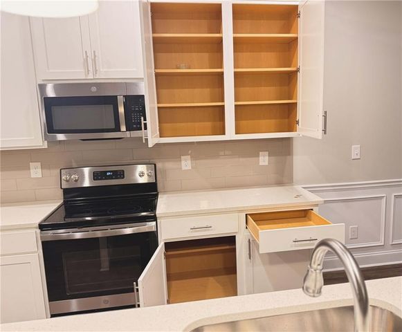 480 Rockfern Court, Lilburn, GA 30047