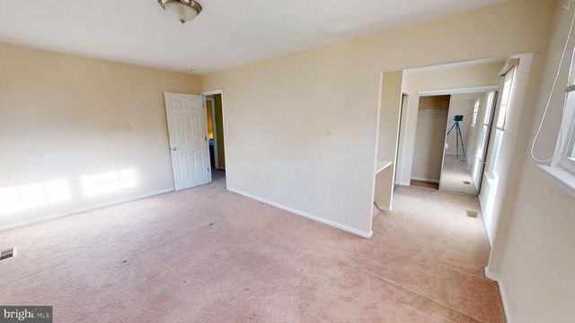 109 FOMALHAUT AVE, Sewell, NJ 08080