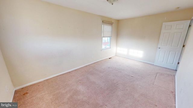 109 FOMALHAUT AVE, Sewell, NJ 08080