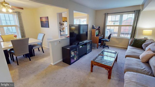 109 FOMALHAUT AVE, Sewell, NJ 08080