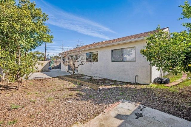 2866 Whitney, San Diego, CA 92111