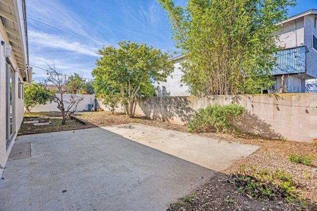 2866 Whitney, San Diego, CA 92111