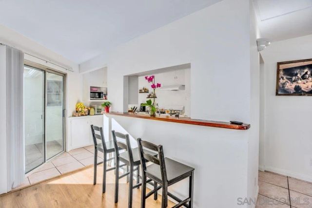 2866 Whitney, San Diego, CA 92111