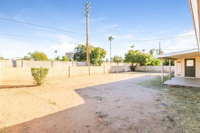 3039 S Kenneth Place, Tempe, AZ 85282