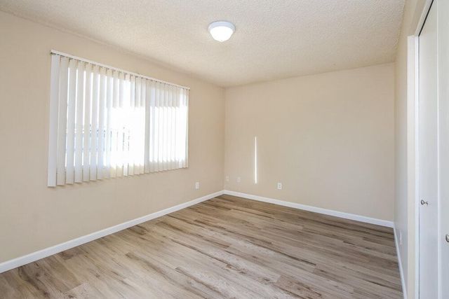 3039 S Kenneth Place, Tempe, AZ 85282