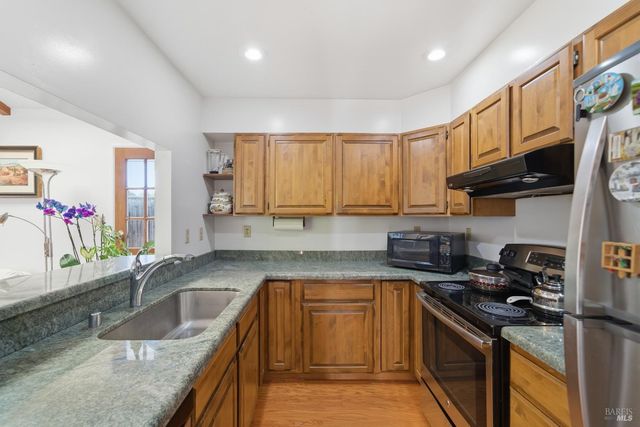 152 Blackfield Dr, Tiburon, CA 94920