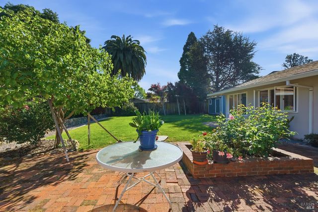 152 Blackfield Dr, Tiburon, CA 94920