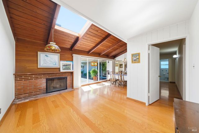 152 Blackfield Dr, Tiburon, CA 94920