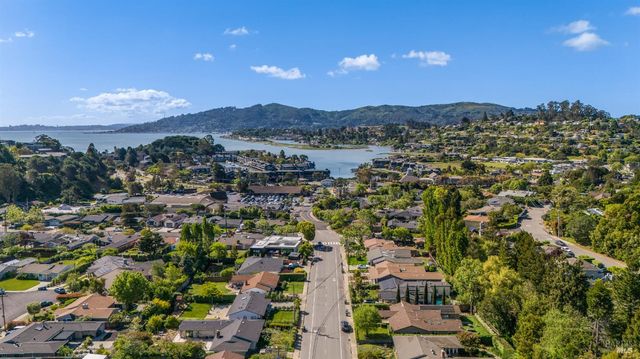 152 Blackfield Dr, Tiburon, CA 94920