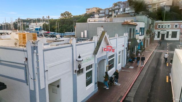 152 Blackfield Dr, Tiburon, CA 94920