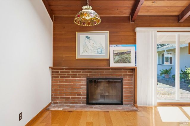 152 Blackfield Dr, Tiburon, CA 94920